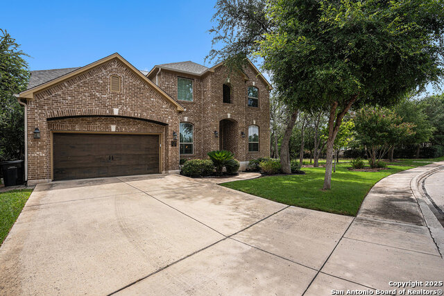 Listing photo id 41 for 2715 Sonata Park