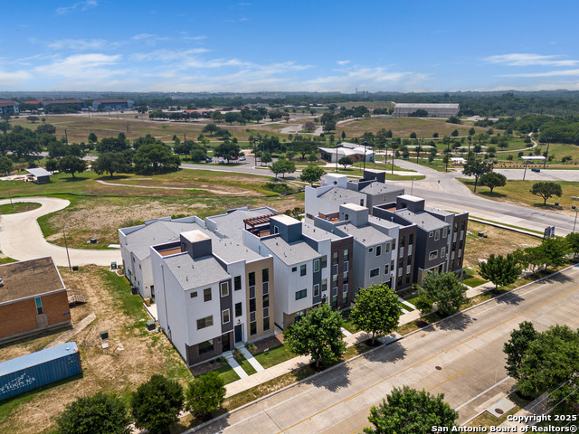 Listing photo id 31 for 7924 Kennedy Hill