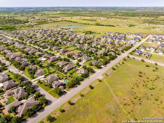 Listing photo id 51 for 3353 Joshs Way
