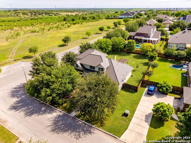 Listing photo id 57 for 3353 Joshs Way