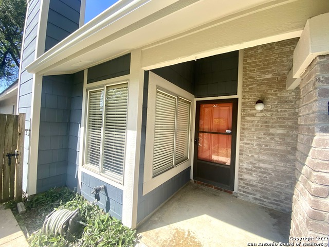 Image 17 of 22 For 16427 Oak Rock St