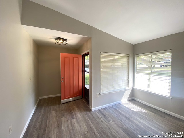 Image 21 of 22 For 16427 Oak Rock St