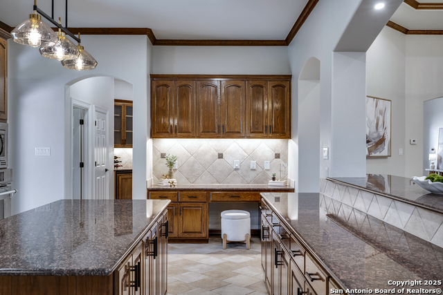 Listing photo id 18 for 112 Legend Hollow