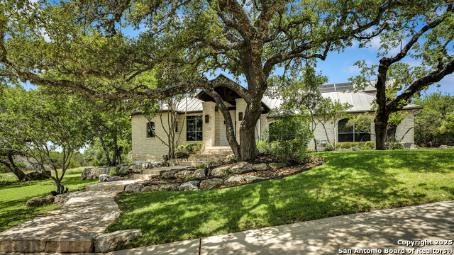 Listing photo id 2 for 112 Legend Hollow