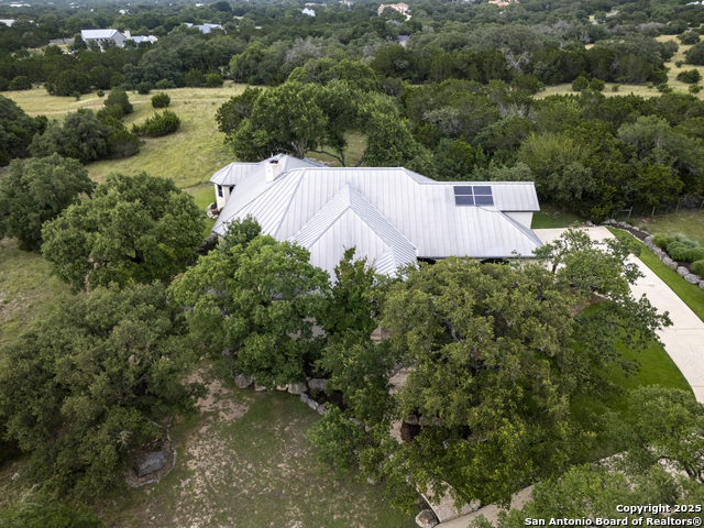 Listing photo id 57 for 112 Legend Hollow
