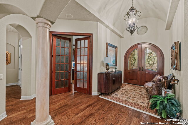 Listing photo id 14 for 20027 Buckhead