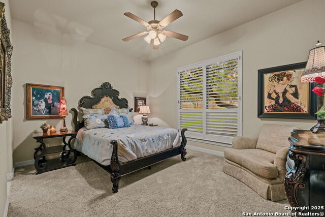 Listing photo id 28 for 20027 Buckhead