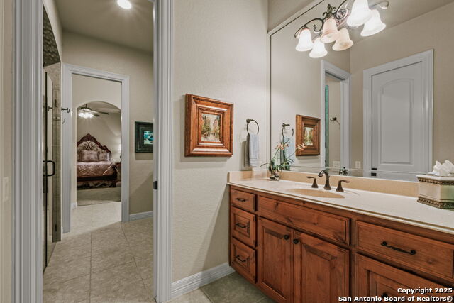 Listing photo id 29 for 20027 Buckhead