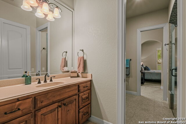 Listing photo id 32 for 20027 Buckhead