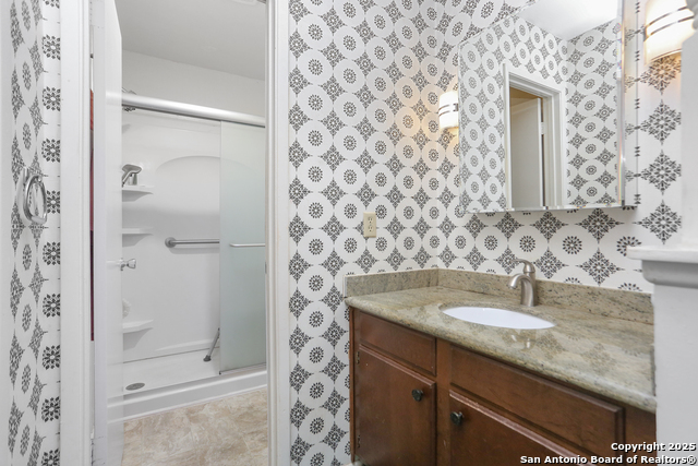 Listing photo id 11 for 5018 Las Campanas