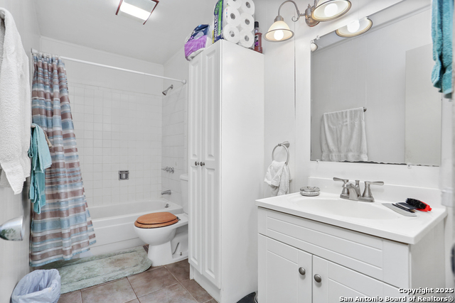 Listing photo id 18 for 5018 Las Campanas