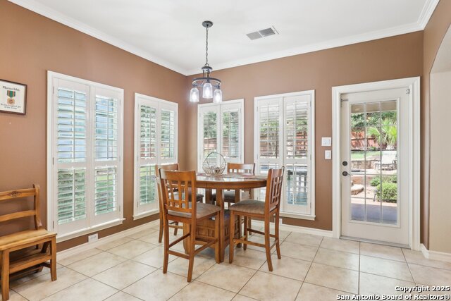 Listing photo id 11 for 2929 Mccaskey Ridge