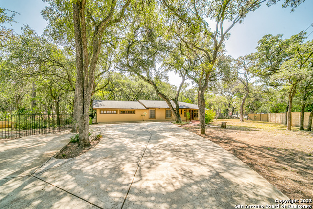 Details for 6514 West Avenue, Castle Hills, TX 78213
