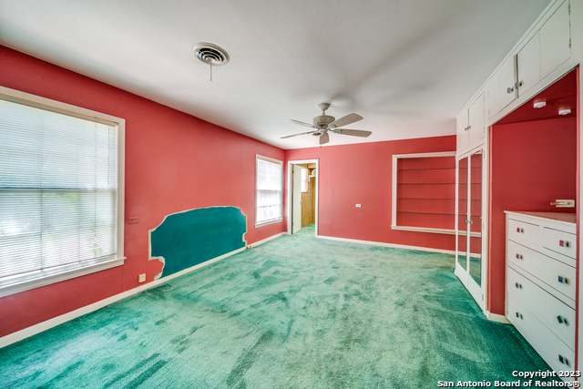 Listing photo id 21 for 6514 West Avenue