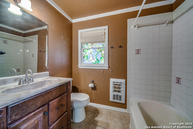 Listing photo id 26 for 6514 West Avenue