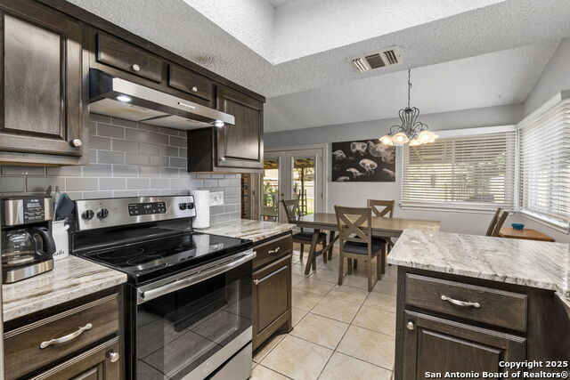Listing photo id 11 for 2866 Burning Rock