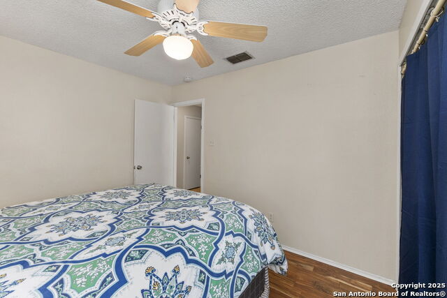 Listing photo id 15 for 2866 Burning Rock