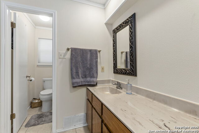 Listing photo id 24 for 2866 Burning Rock
