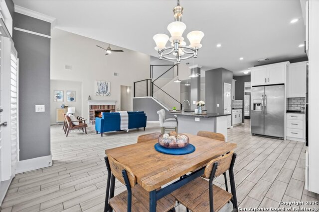 Listing photo id 12 for 3809 Arroyo Seco