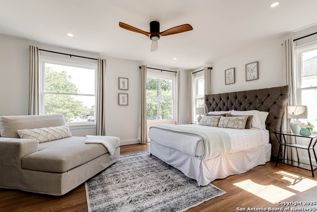 Listing photo id 28 for 264 Lullwood E
