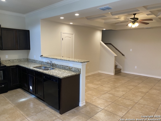 Image 10 of 36 For 7010 Donovan Way  102