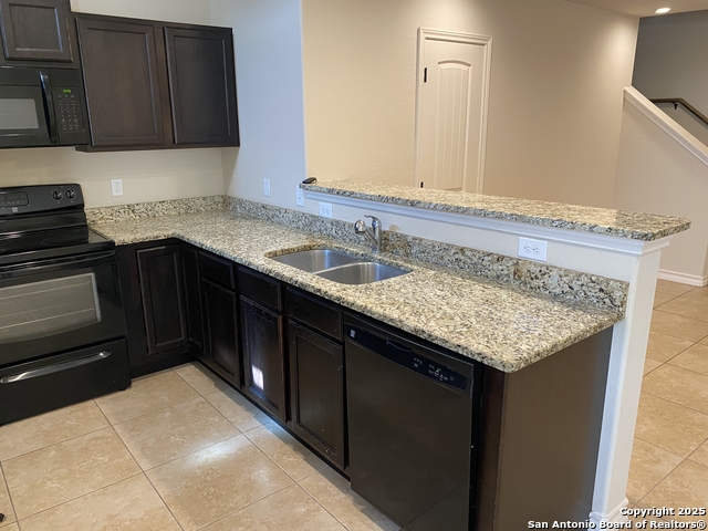 Image 12 of 36 For 7010 Donovan Way  102