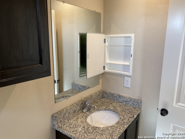 Image 23 of 36 For 7010 Donovan Way  102