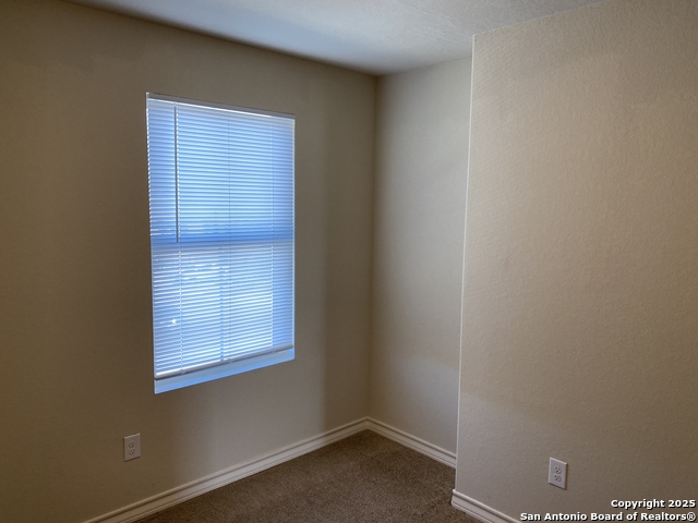 Image 26 of 36 For 7010 Donovan Way  102
