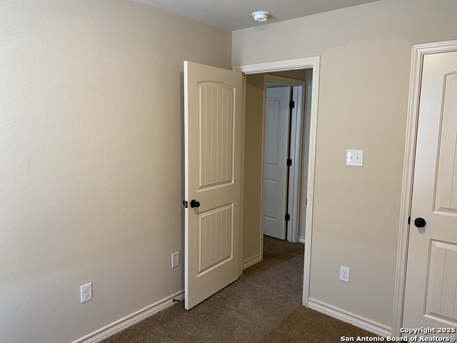 Image 27 of 36 For 7010 Donovan Way  102