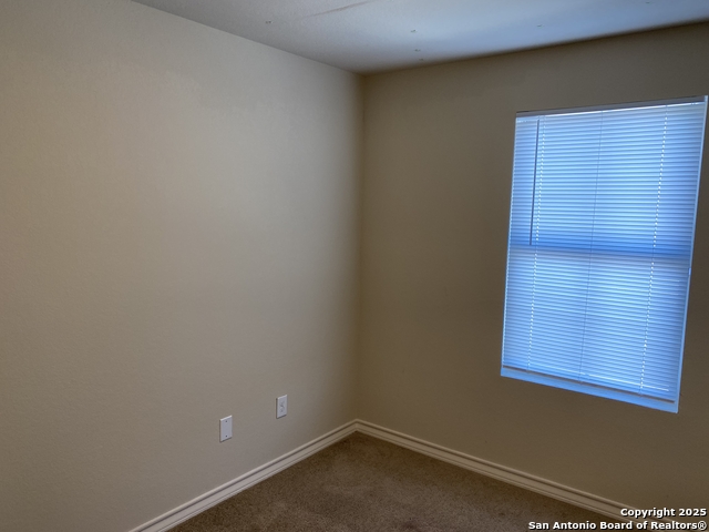 Image 33 of 36 For 7010 Donovan Way  102