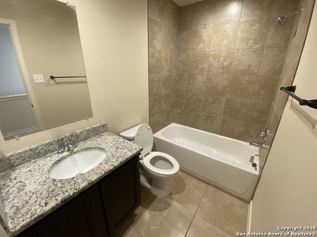 Image 34 of 36 For 7010 Donovan Way  102