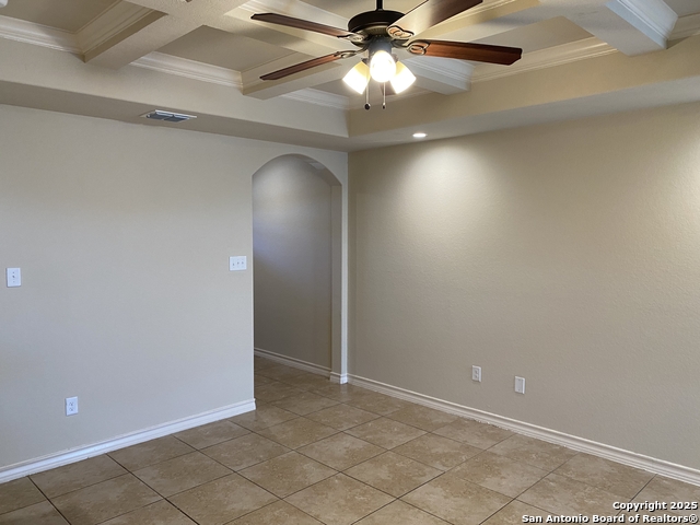 Image 5 of 36 For 7010 Donovan Way  102