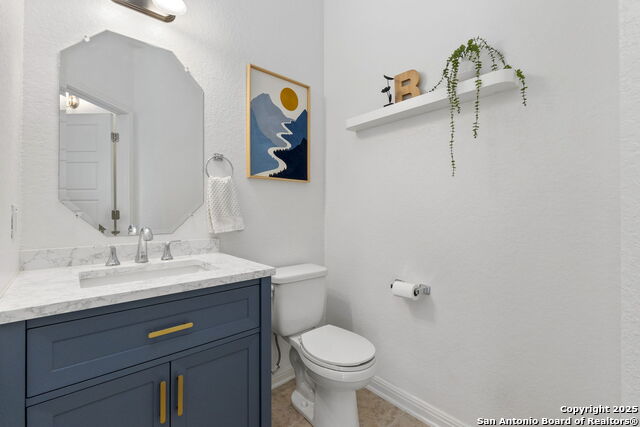 Listing photo id 15 for 8808 Straight Oaks