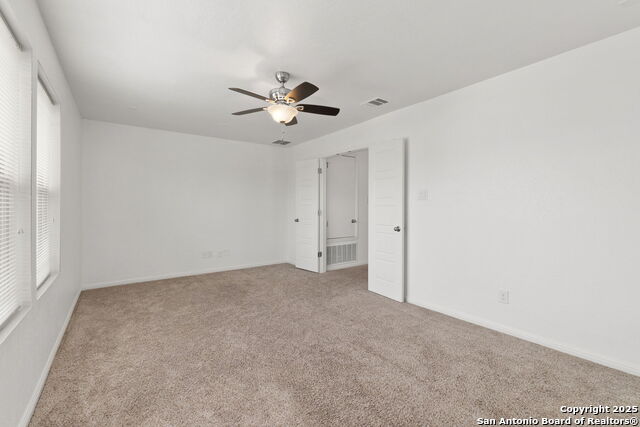 Listing photo id 25 for 8808 Straight Oaks