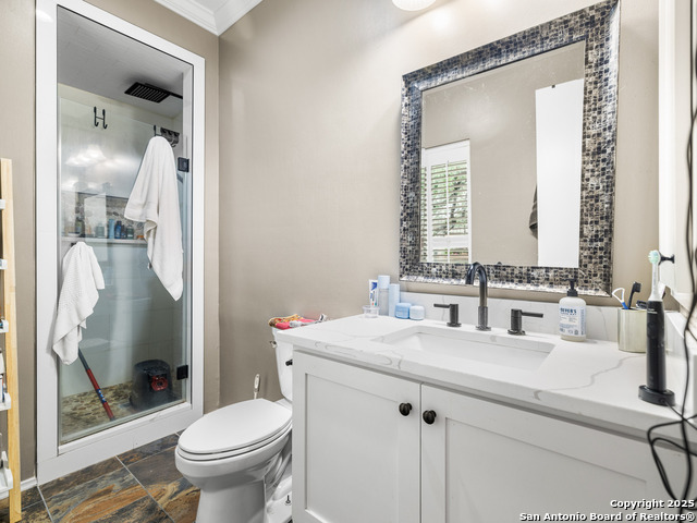 Image 15 of 23 For 7707 Broadway  17