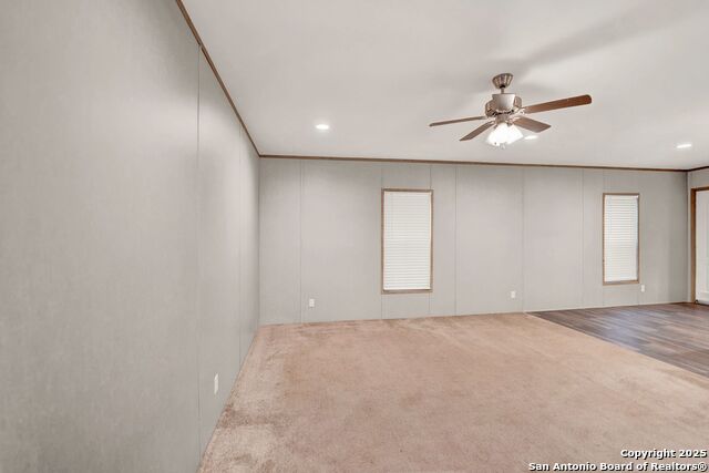 Listing photo id 9 for 2109 17th