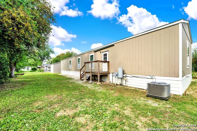 Listing photo id 20 for 2109 17th