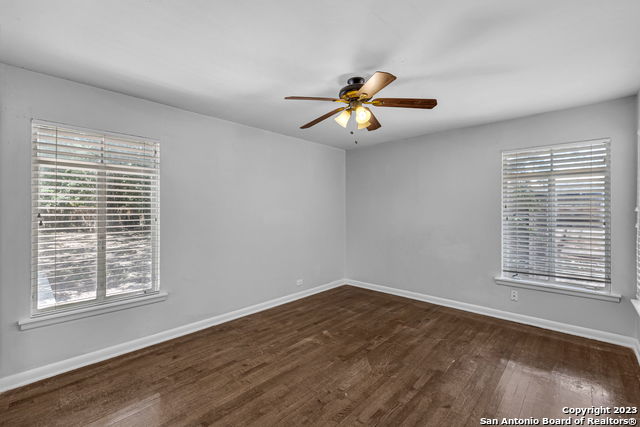 Image 10 of 16 For 917 Ivy Ln  
