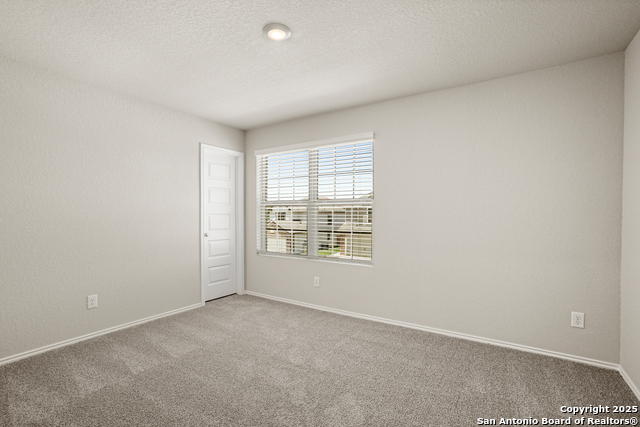 Listing photo id 11 for 9302 Graze Land Drive