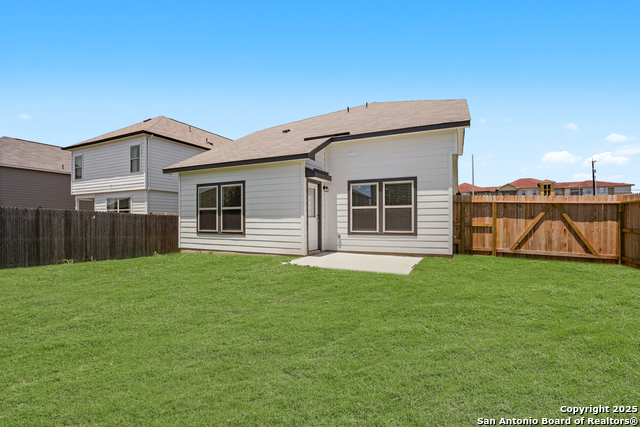 Listing photo id 15 for 9302 Graze Land Drive