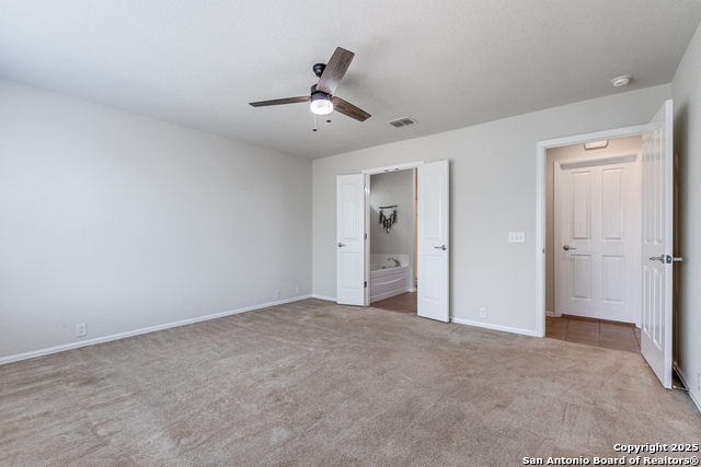 Listing photo id 12 for 10907 Shoo Fly