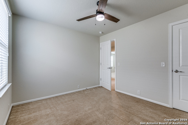 Listing photo id 20 for 10907 Shoo Fly