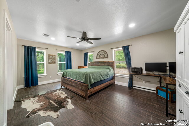 Listing photo id 18 for 332 County Road 423