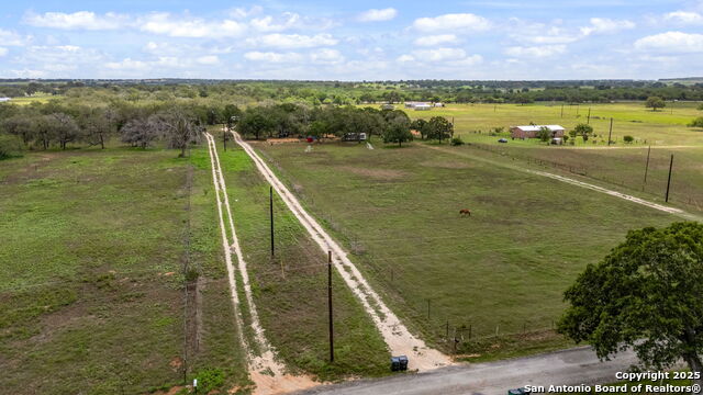 Listing photo id 31 for 332 County Road 423