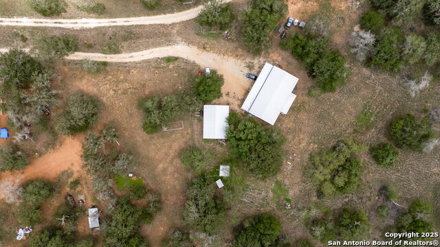 Listing photo id 40 for 332 County Road 423