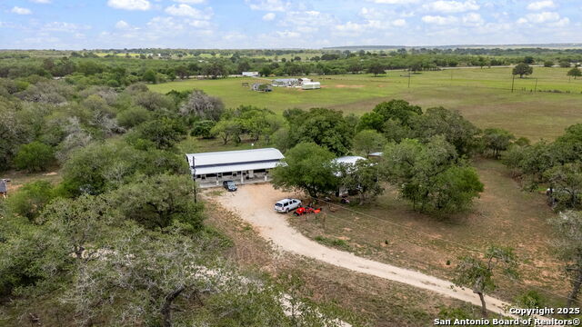 Listing photo id 48 for 332 County Road 423