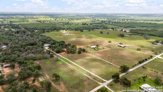Listing photo id 51 for 332 County Road 423