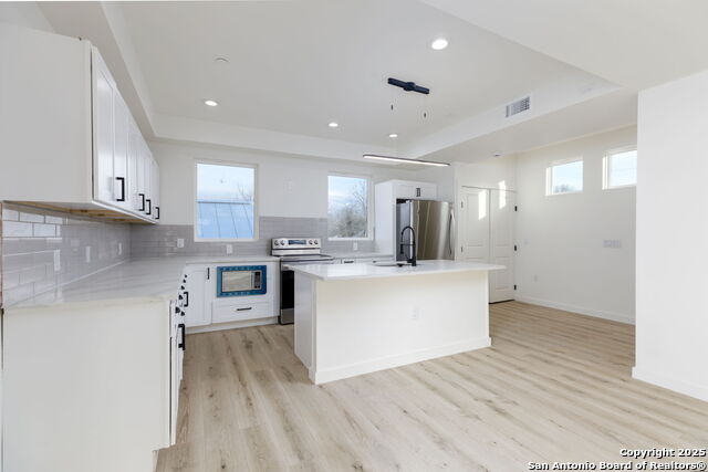 Listing photo id 15 for 310 Mesquite St S 102