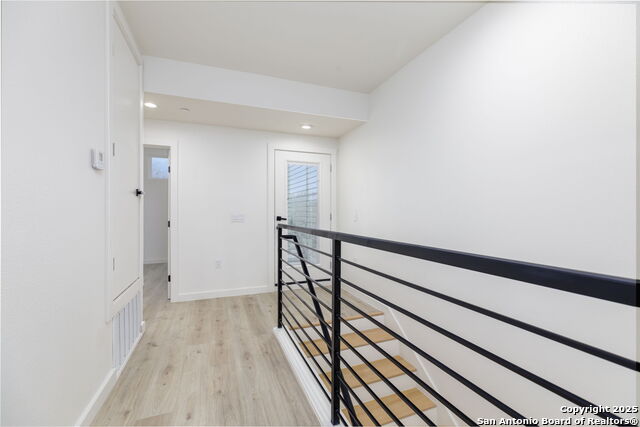 Listing photo id 20 for 310 Mesquite St S 102