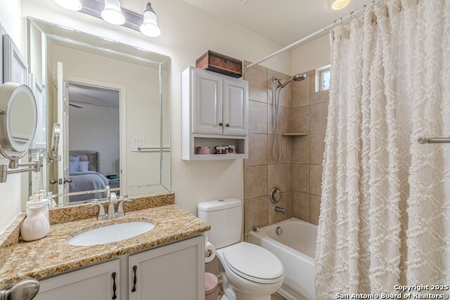 Image 8 of 33 For 9215 Hilltop Crossing
